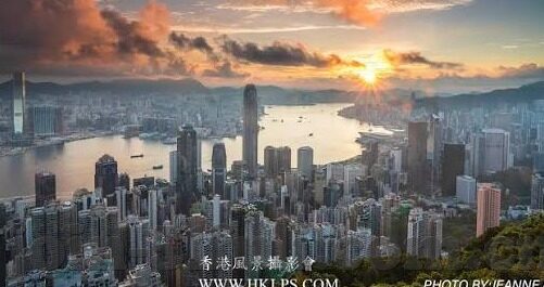 成人街舞视频-成人街舞视频，城市律动中的自由灵魂